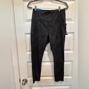 Danskin BNWT High Rise Black Snake-Print Leggings Size L
